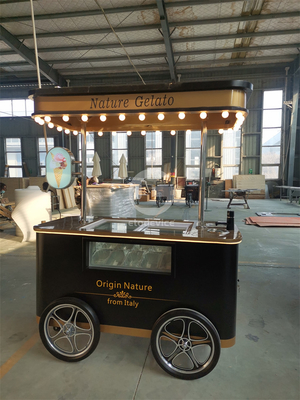 Таиланд Slush Coffee Ice Cream Cart Пляж продает мороженое